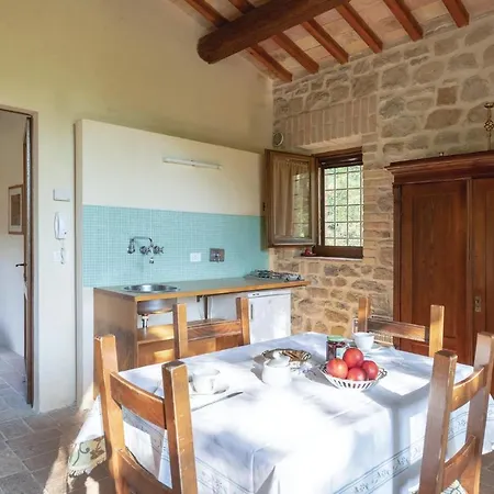 Holiday home Gioiara Valfabbrica