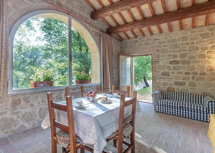 Gioiara Сasa de vacaciones Pianello (Umbria)